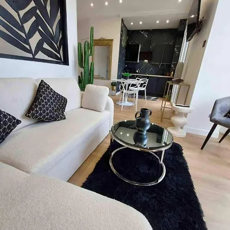 Cocon Au Coeur De Apartment